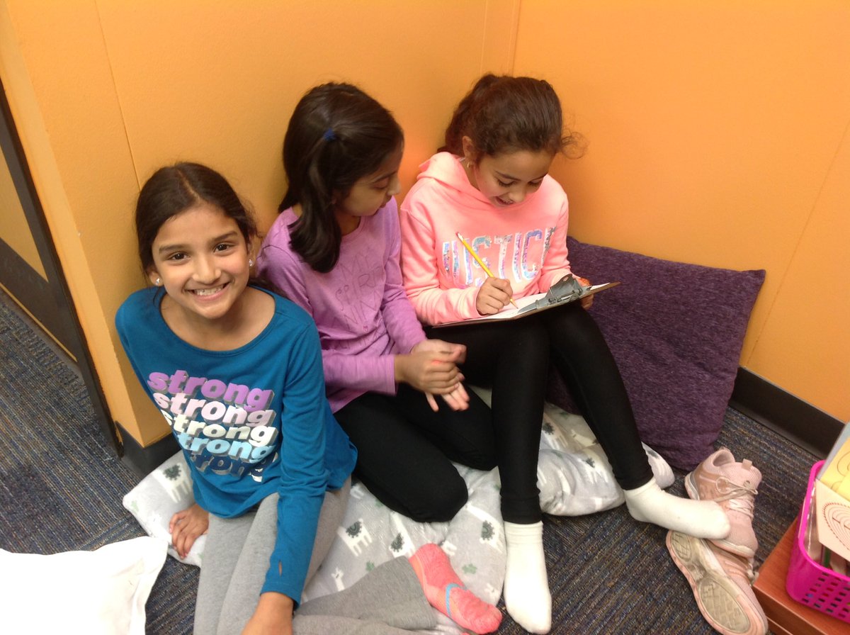2TBrookForest's tweet photo. To reinforce the concepts of division of labor and specialization, students developed proposals to enhance our classroom or the school.  They generated questions to create their plan and divided their resources into human, natural, and capital. #D53Learns #D53Cares https://t.co/lCushNIWim