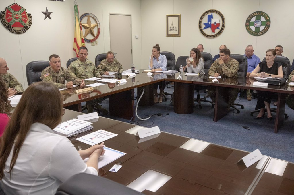 PaulFunk2's tweet photo. Great discussion w/ the @forthood Residents Council. Hearing directly from #ArmySpouses is resulting in better accountability &amp; procedures w/ our Housing management partners. See Funk’s Rule #15: “A good idea only becomes great when it is shared.” #PhantomStrong #FunksRules https://t.co/SeVH7nfSwX