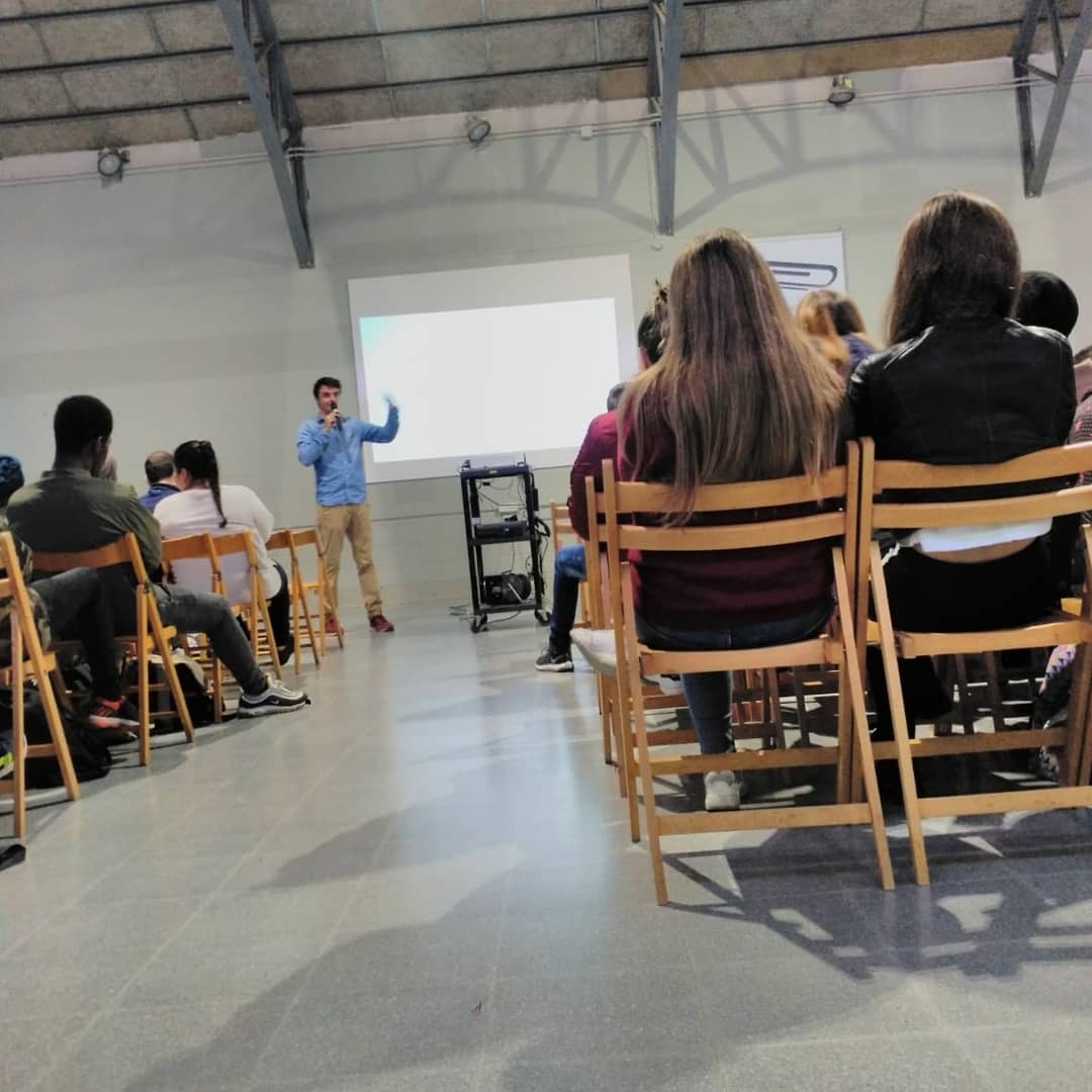 insbrugulat's tweet photo. L’alumnat de cicles formatius inicia la #setmanadel’FP amb una xerrada sobre #cybercrime amb @StvnKemp de la @univgirona Thank you for this great presentation! It was very interesting! #ciclesformatiusinsbrugulat #evitemelcybercrime #cfgmbrugulat #cfgsbrugulat #setmanafpbrugulat https://t.co/PbaMjfcoSm