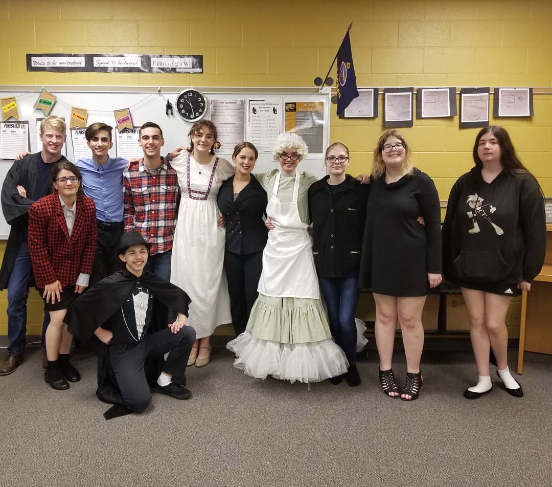achs_theatre's tweet photo. Theatre 2 &amp; Advanced acting performed today at ACMS. It was fun https://t.co/JtIp2y1Uds
