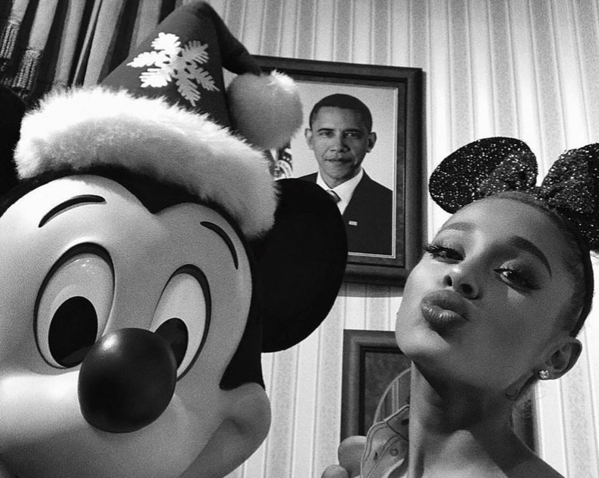 JuanLastTime12's tweet photo. #BBMAsAchievement Ariana grande https://t.co/Oznx0SsifP