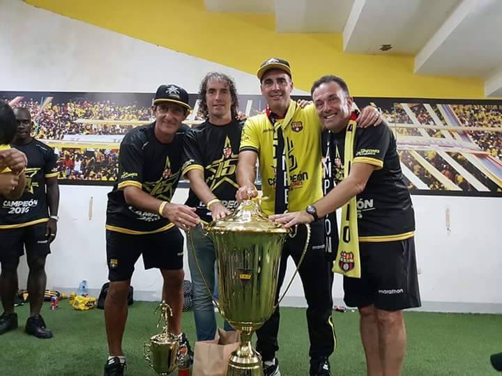RadioHuancavilk's tweet photo. 💛💛💛💛💛💛💛
🧡🧡🧡🧡🧡🧡🧡
⚽⚽⚽⚽⚽⚽⚽
#94añosBSC
#Kellman, la primera alegría y #Almada impuso los récords
https://t.co/rsYA7gmZ3J https://t.co/Y4GOZO0q36