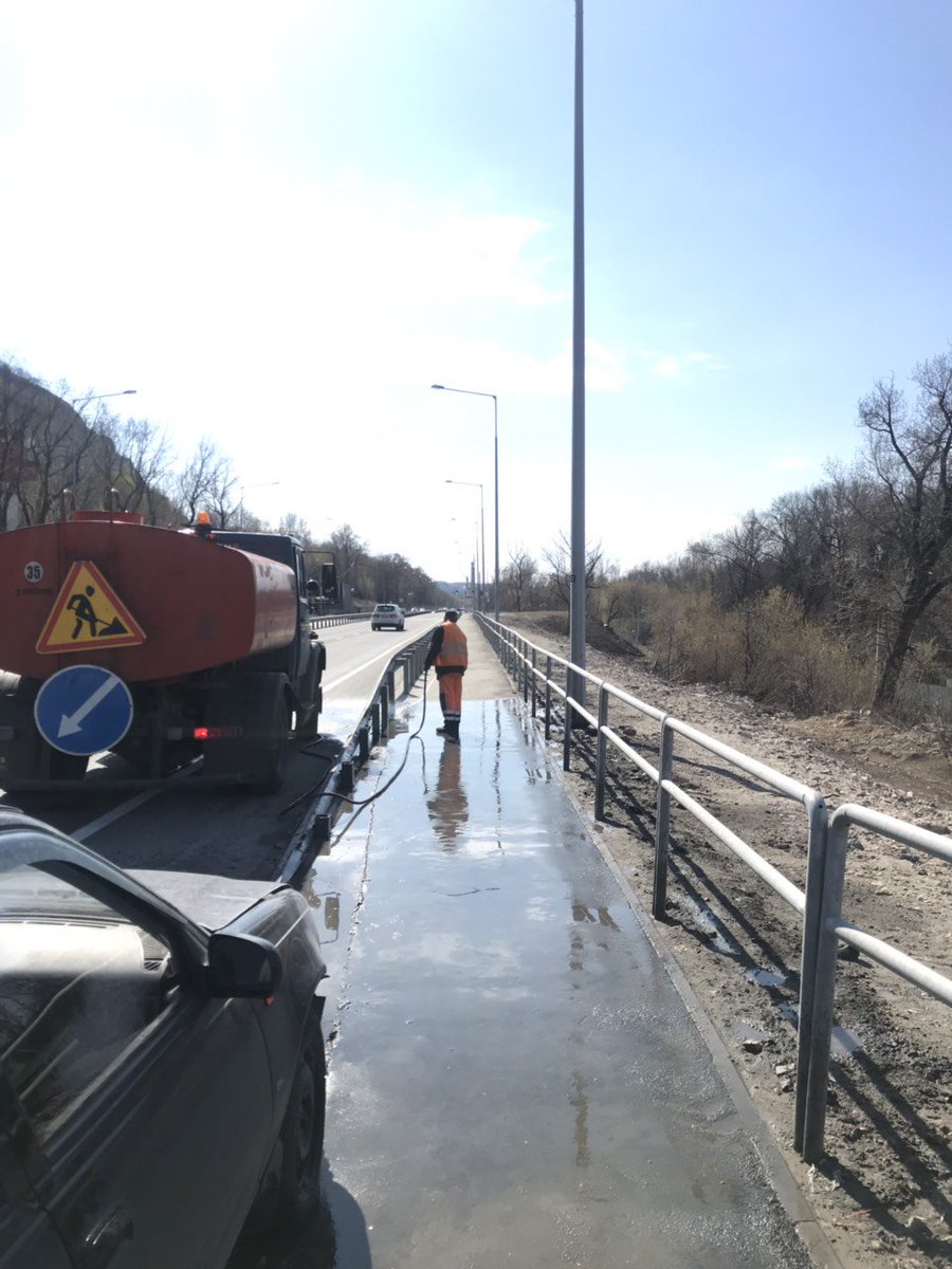 Очистка посадочных площадок, радиусов, мойка тротуаров по Красноглинскому шоссе