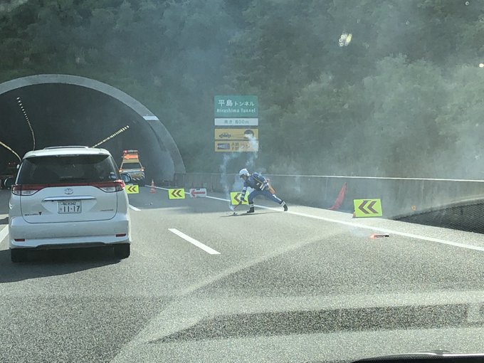 事故 新東名 森掛川ic 掛川pa間の平島トンネル内で2ヵ所玉突き事故 その影響で追越車線規制し渋滞 まとめダネ
