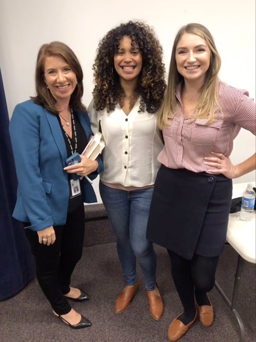 gless54's tweet image. Could not stop talking about how awesome #EthnicPen19 was! My 2 Ss who went w/ me shared what they learned w/ their class too. @AcevedoWrites is such an inspiration to them. @BayShoreSD_ELA  #nctevillage #dreamleadachieve #nerdybookclub #booklove #poetry