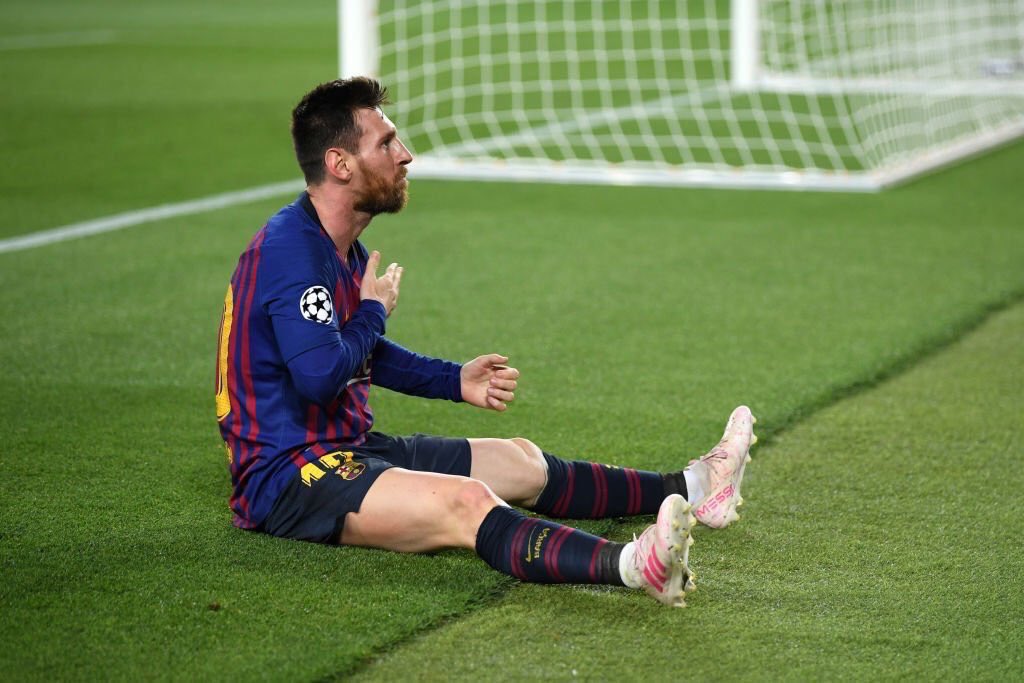 BlazquezFont's tweet photo. 📌 1 de maig de 2005 👉🏻 Primer gol de Messi amb el Barça. 

📌 1 de maig de 2019 👉🏻 Gol 600 de Leo Messi amb el Barça.

Sí, senyores i senyors, tot això en NOMÉS 14 anys‼️😳

👏 Podem dir ja que és el MILLOR de TOTA la història? Sembla mentida... BRUTAL 👏🙌

#Messi600 #FCBLive https://t.co/iqChGTqoPJ