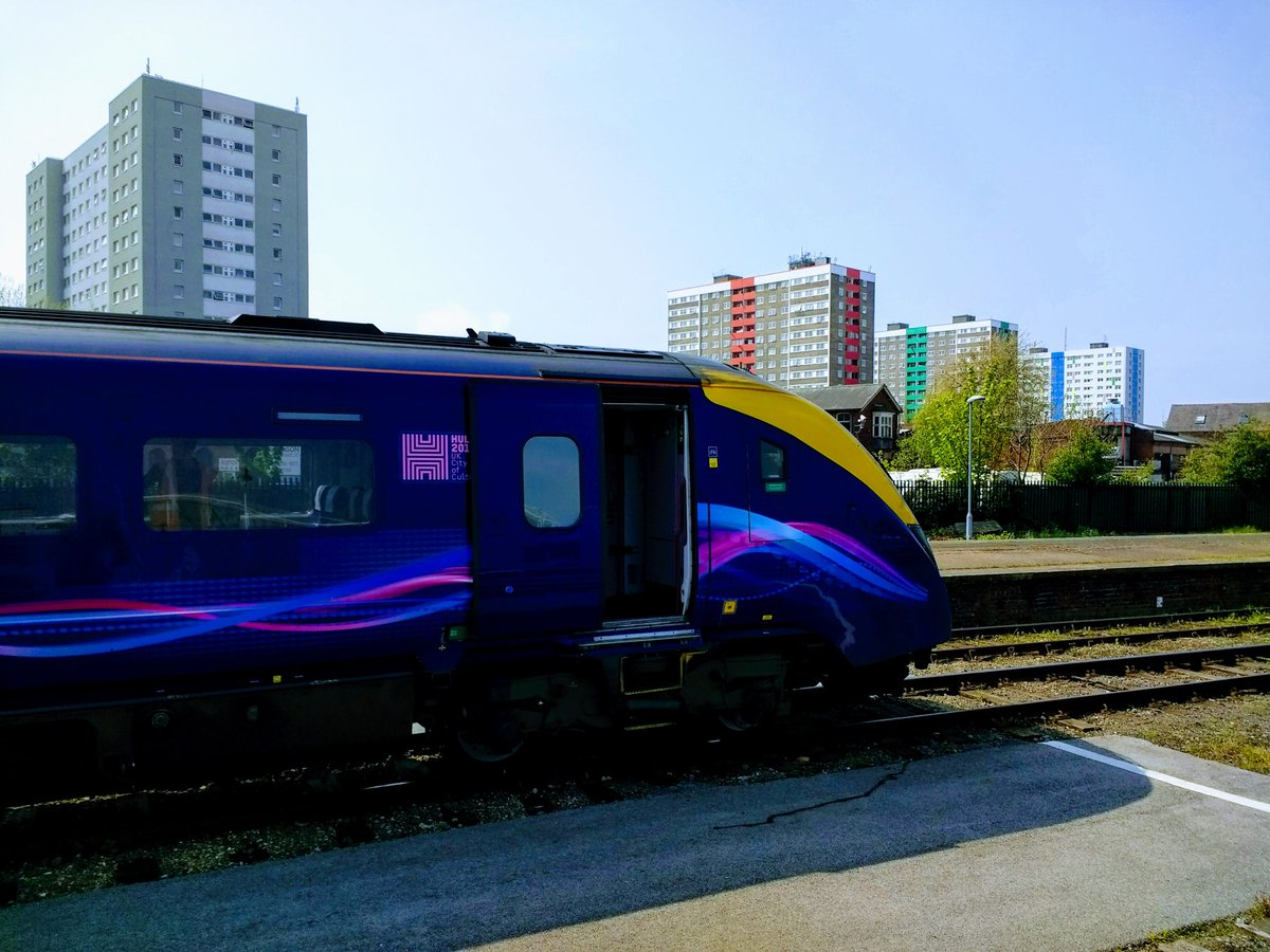 _RailPassenger's tweet image. @TPExpressTrains #Hull today👍 @northernassist #class155 #sprinter @Hull_Trains #class180 #ADelante @JedKendray @rail_pics @wallygridboy @D1072Grif @mainlinetrains