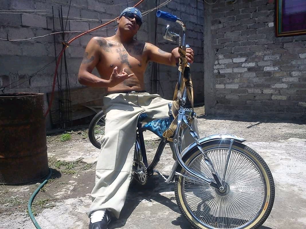 32. Cholos de cdmx jaladores por 300 te dejan mamarcela y hasta te cojen pa...