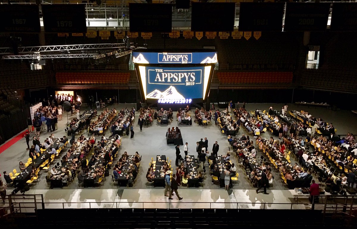 appstatesports's tweet image. Got the whole fam together tonight! #APPSPYS2019