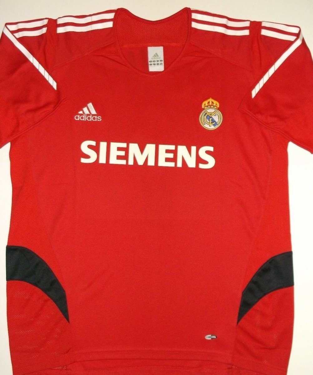 iker casillas signed jersey