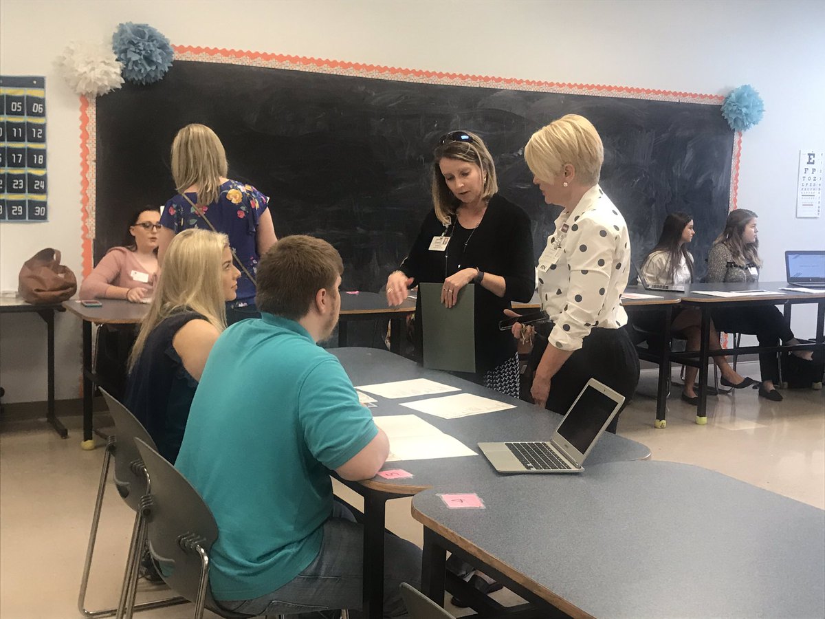 JuryTanya's tweet photo. It was great to see @NCHSCardinals doing the #NPOSSIBLE today! They were connecting with community partners while sharing their gifts in a “reverse” job fair! Thank you @BNCChamber, @amber_gootee, @D19m82, Laura Arnold and all employers who made this event a success! #CardsCan https://t.co/9LdERRi3O9