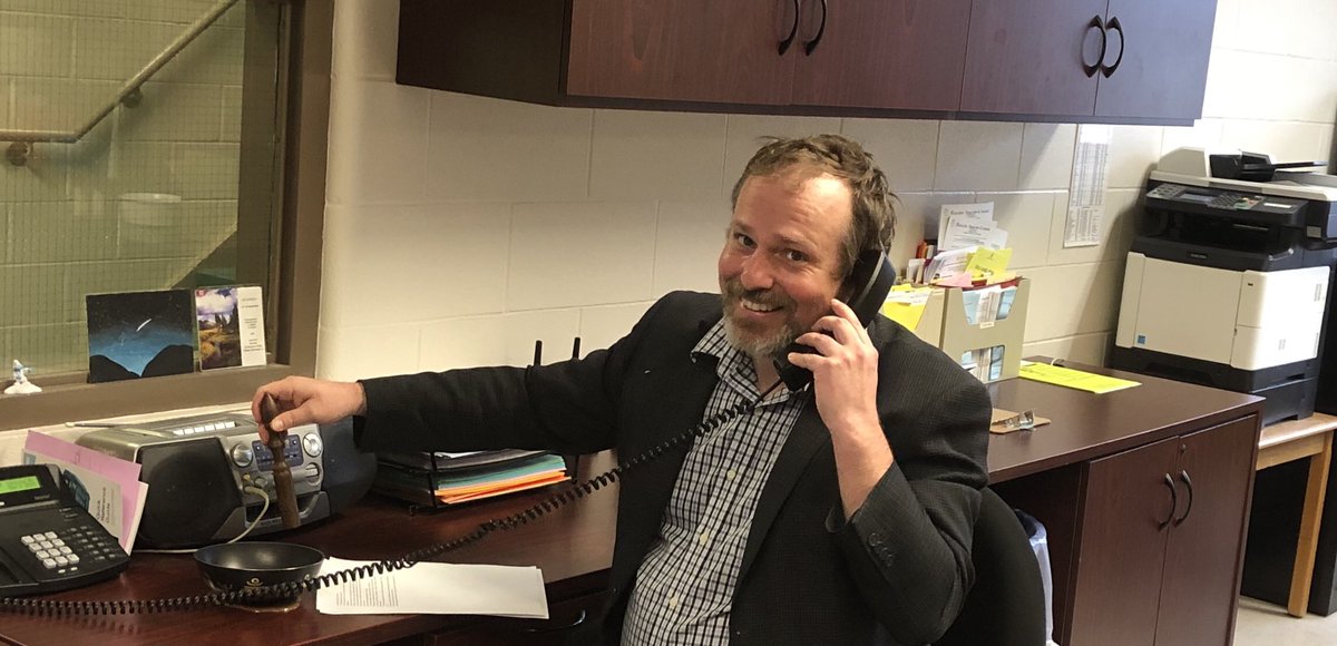 stephgautron's tweet image. #WSDMindfulMoment joining 6 000 staff and 30 000 students in a mindful moment on this May day, one breath at a time...