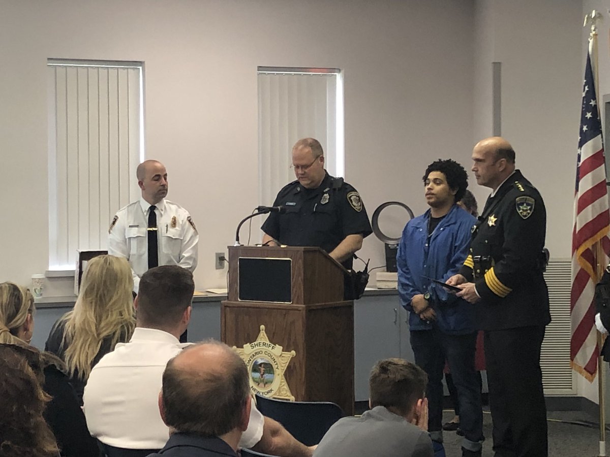 Leanne Ducharme tweet media