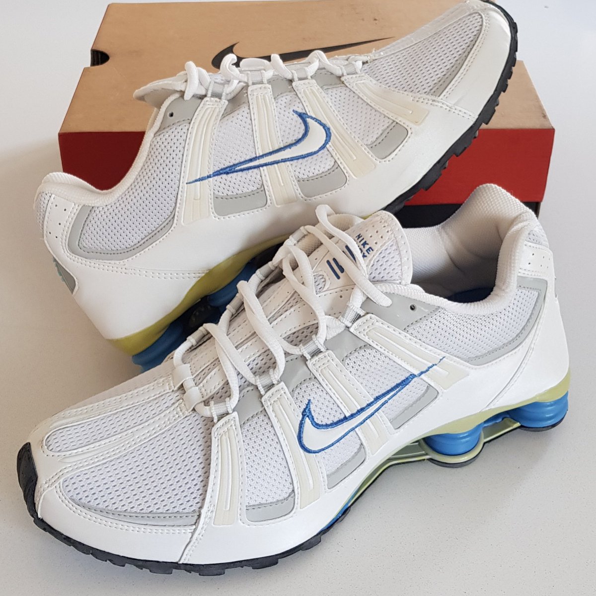 vintage trainers shop