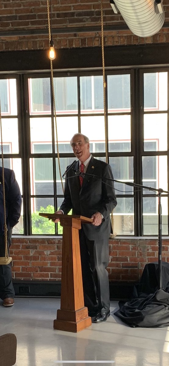 SissonBill's tweet image. Exciting announcement/celebration ceremonies @TheFuseProject for Purpose Built Communities initiative!