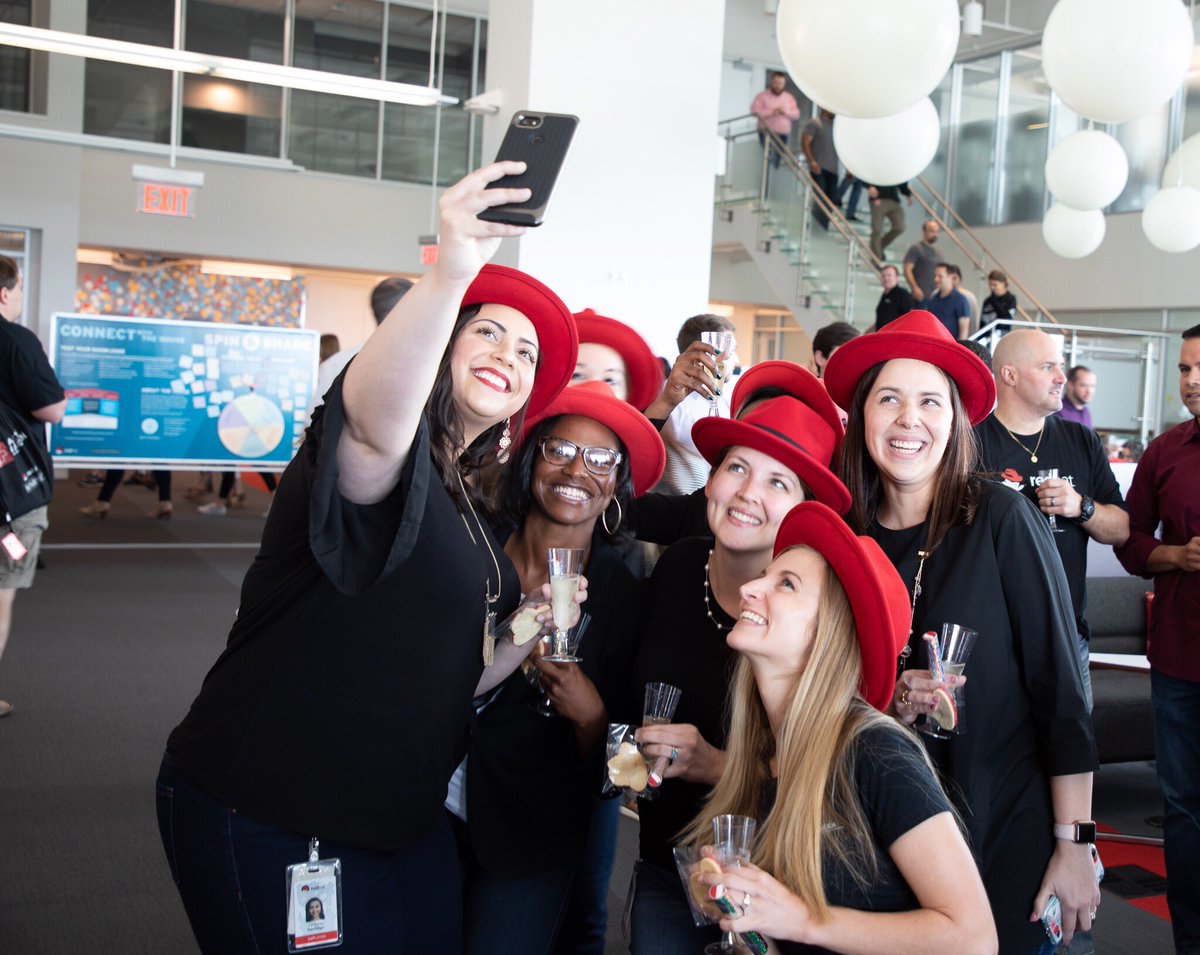 RedHatJobs's tweet image. How are you and your office celebrating the #OpenBrandProject? 
Make sure you tag us as you spot the new logo around your office! #LifeatRedHat