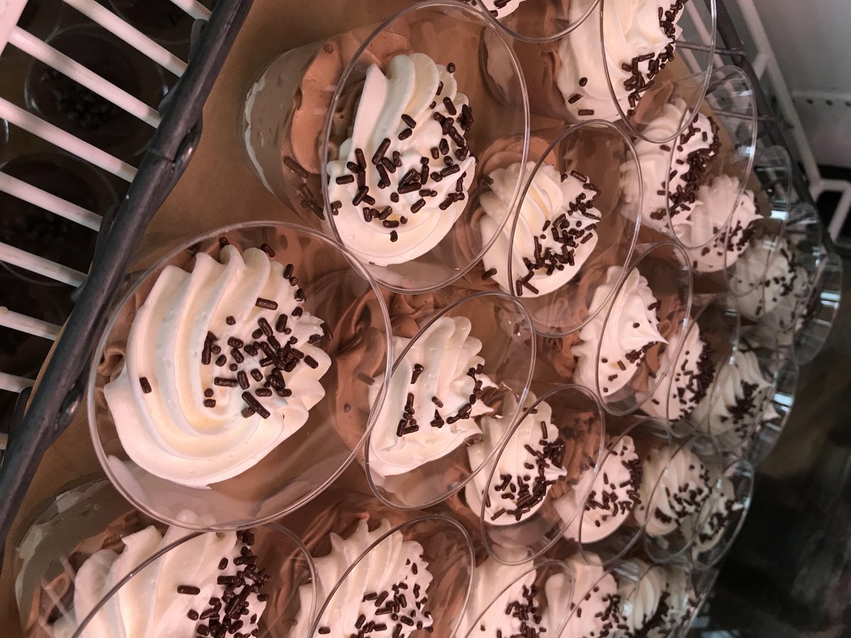 wcdining tweet media