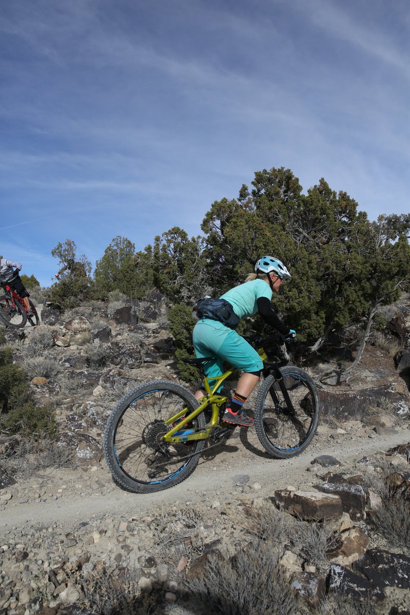 LEM Helmets (@lem_helmets) on Twitter photo “And not only did testers rave about the comfortable fit and airy feel, but everyone commented on just how good it looks ... The Flow has all the hallmarks of a helmet twice its price or more.” — <a href="/outsidemagazine/">Outside Magazine</a> ... Nuff said! Check here for more: bit.ly/2LhDeol “And not only did testers rave about the comfortable fit and airy feel, but everyone commented on just how good it looks ... The Flow has all the hallmarks of a helmet twice its price or more.” — <a href="/outsidemagazine/">Outside Magazine</a> ... Nuff said! Check here for more: bit.ly/2LhDeol