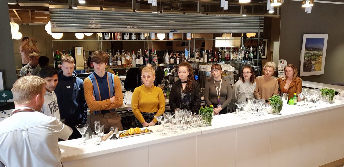 Fantastic Cocktail Masterclass from  David At The Gin School Scotland for  <a href="/CofGCollege/">City of Glasgow College</a> Hospitality students