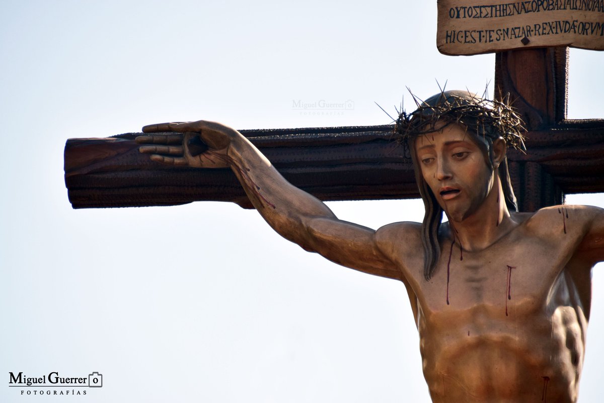 RacheandoJerez's tweet photo. Domingo de Ramos: Estación de Penitencia de la Hermandad del Perdón.
Galería completa en: 
https://t.co/41jehxRiQb https://t.co/LcfsU5Vdjx