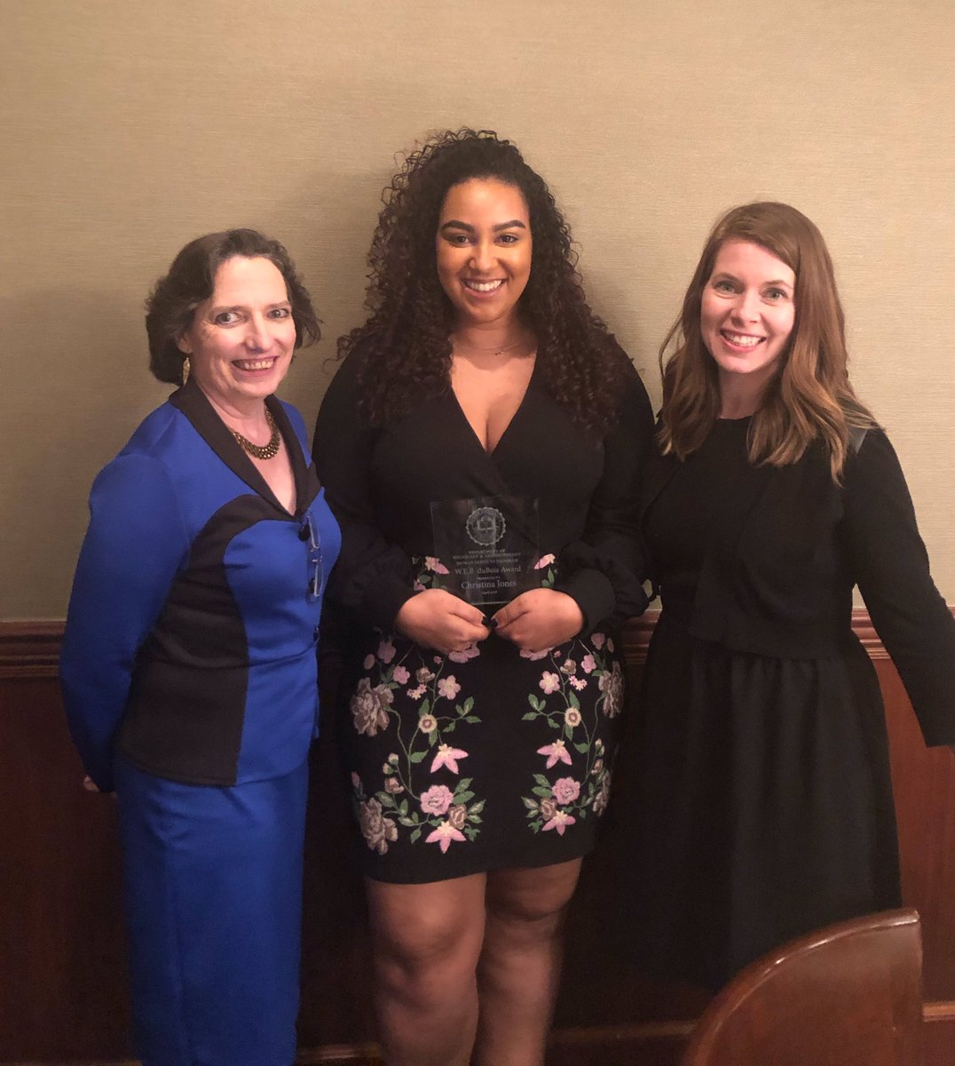 Congratulations to our beautiful sister Christina on winning the W. E. B. DuBois Award! Showing community service at large and the overcoming of obstacles 💗 We couldn’t be prouder!