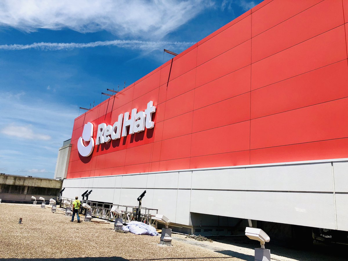 JWhitehurst's tweet image. Best selfie attempt I could master @tbyeaton. The blue skies were a nice touch :-) #OpenBrandProject