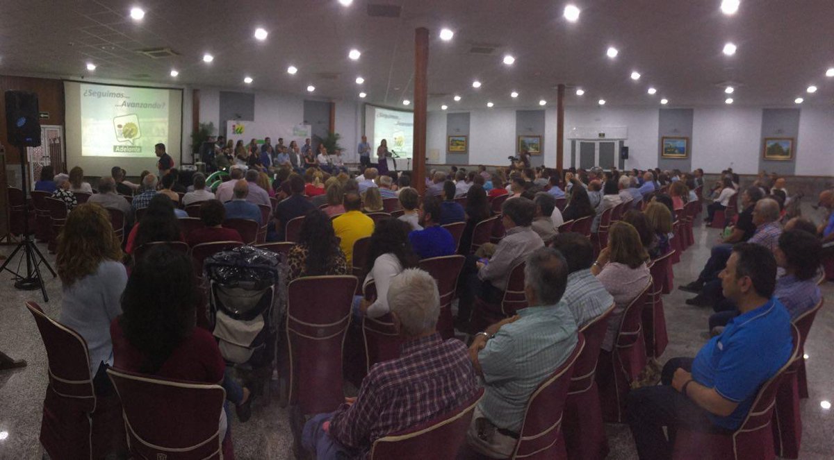 Acabamos la jornada en la presentación de la candidatura de 'Adelante - <a href="/IUArahal/">IU Arahal</a>'. Una buena muestra del poder municipal de IU Andalucía 👫💪

👉 Seguimos redoblando esfuerzos de cara a las elecciones municipales y europeas del #26M 🗳