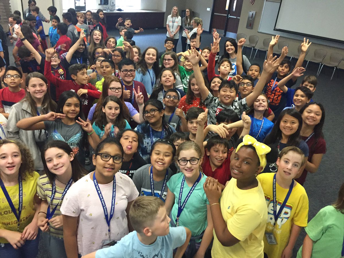 We enjoyed our visit to Seven Lakes Junior High today #twehowl #5thgraderocks #almost6thgraders