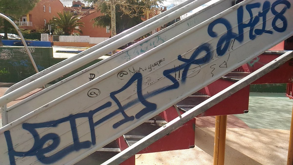 #Alcorcón 
#AreasInfantilesAbandonadas 
<a href="/AytoAlcorcon/">Ayuntamiento de Alcorcón</a> <a href="/sorigue_/">Sorigué</a>