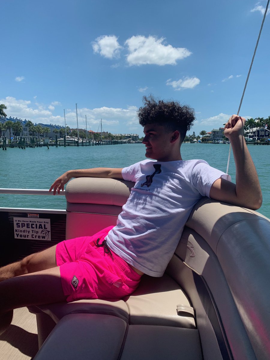 shhsmediacom's tweet photo. We bet you can’t wait for summer!! It’s a lot closer than you think and we know you can all push through!! We also really miss Jack as he’s enjoying summer right now 💗💗@JackArcienega https://t.co/0EWeCsbnGY