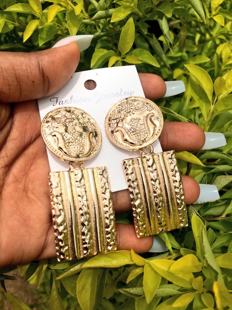 Not too late to say Happy workers's Day Shop this same earrings in store One piece left Price : 2300Please send a Dm to order  #GTBankFoodDrink  #BARLFC  #barlev