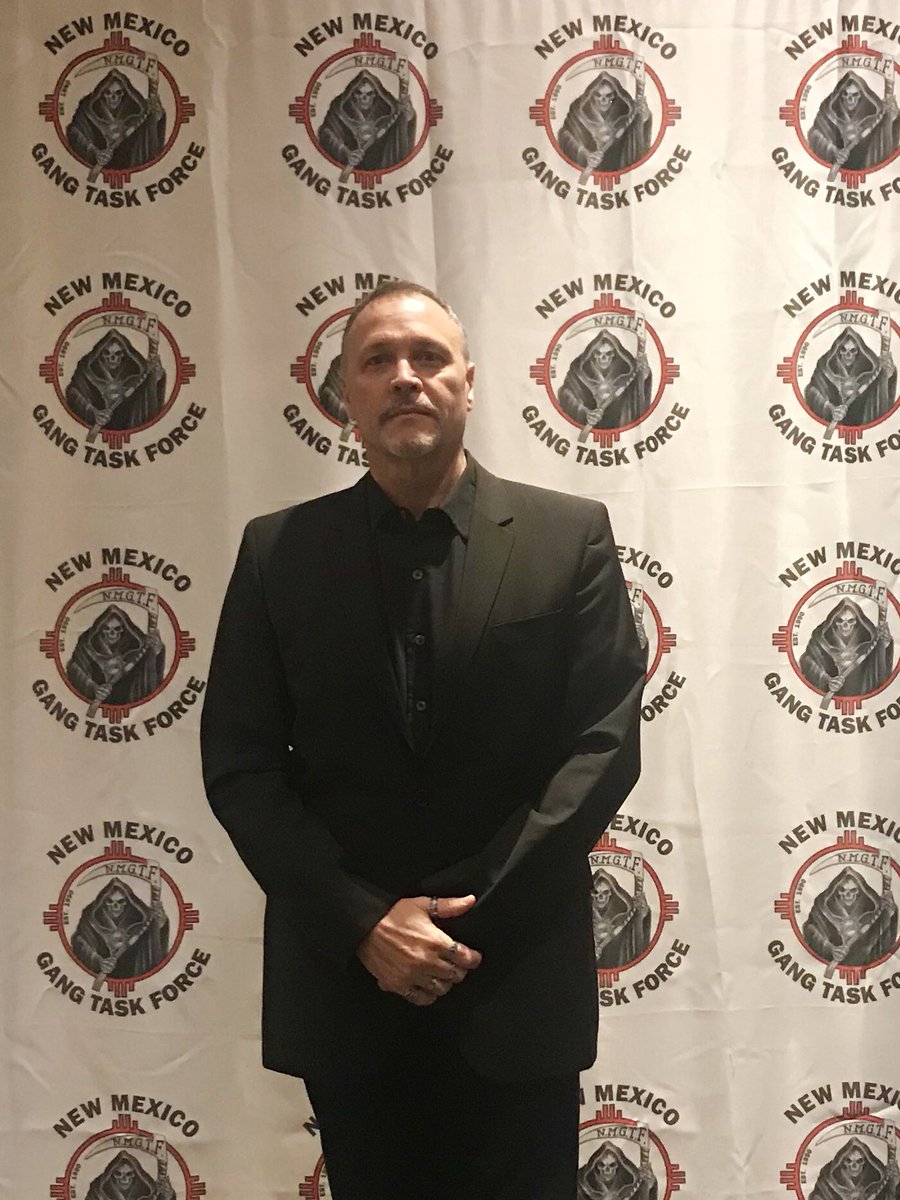 ArmorUpAmerica's tweet photo. Who’s ready to go this morning... this guy right here. Let’s do it 💪 💪 💪
#ArmorUp #ArmorUpAmerica #ArmorUpArmedForces #SafeCallNow #CatchingHell #FirstIn #BayleeAlmon #OutofChaos #ArmorUpWV #ArmorUpHawaii #ArmorUpTX #ArmorUpCA #ArmorUpOK #ArmorUpFL #ArmorUpIL #ArmorUpMD https://t.co/9RBNJgNjM3