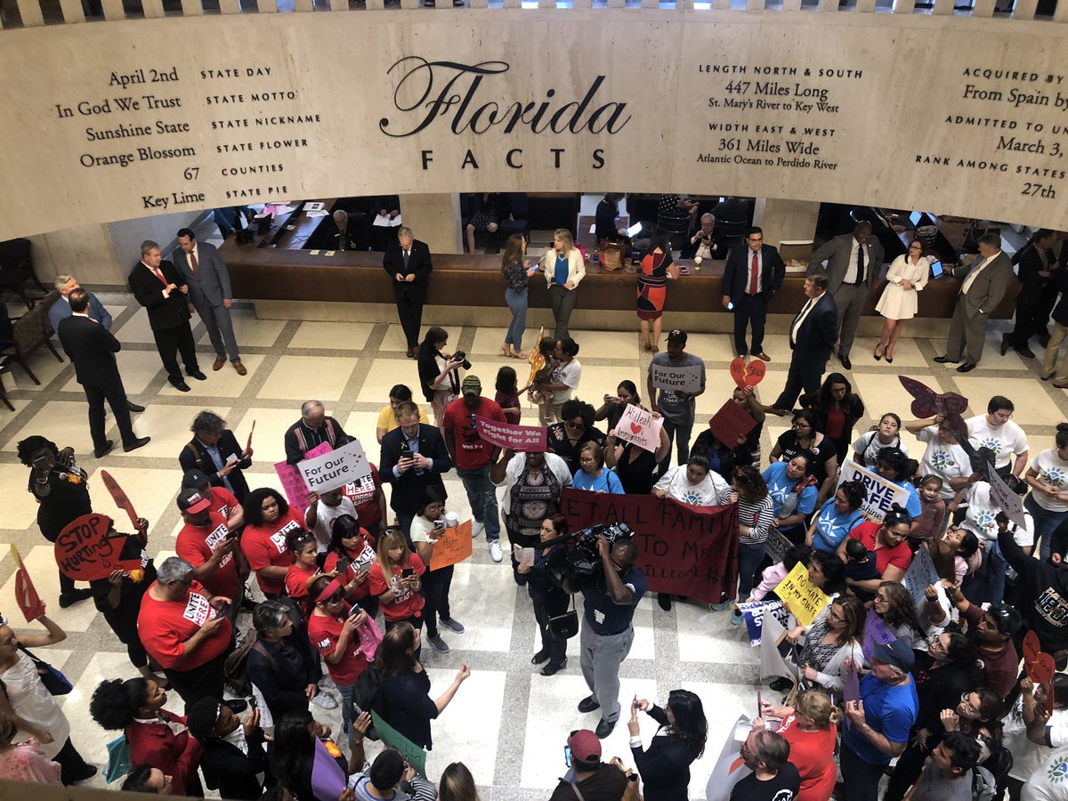 ForOurFutureFL's tweet photo. TODAY AT THE CAPITOL: It’s the last week of session and hundreds of Floridians are in Tallahassee calling on lawmakers to vote NO on a number of devastating bills for workers, public schools, immigrants, citizens initiatives, affordable housing &amp; returning citizens. #MayDayFL https://t.co/DvmrdXJ0W2