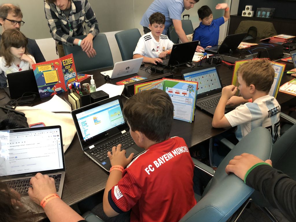 codingclasses's tweet image. Having a great time @GoogleSF. Kids are having a great time, thanks @Google for inviting us! Glad to be a part of it. Parents please check out our classes and camps. #bayareakid #bayareakidsactivities #bayareaparent #coding #onlinecodingclasses #summercamp #codewithus