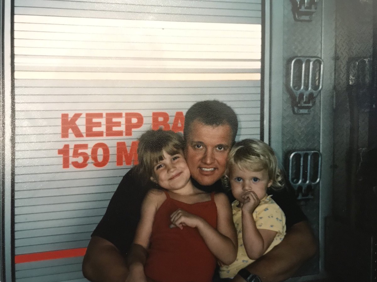 gracie_jeronimo's tweet photo. HUGE congrats to my amazing dad for celebrating his 30th anniversary on the fire department!!!🚒❤️ https://t.co/SvCiHwhxY5