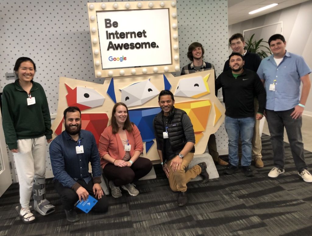 codingclasses's tweet image. Team #codewithus @Google