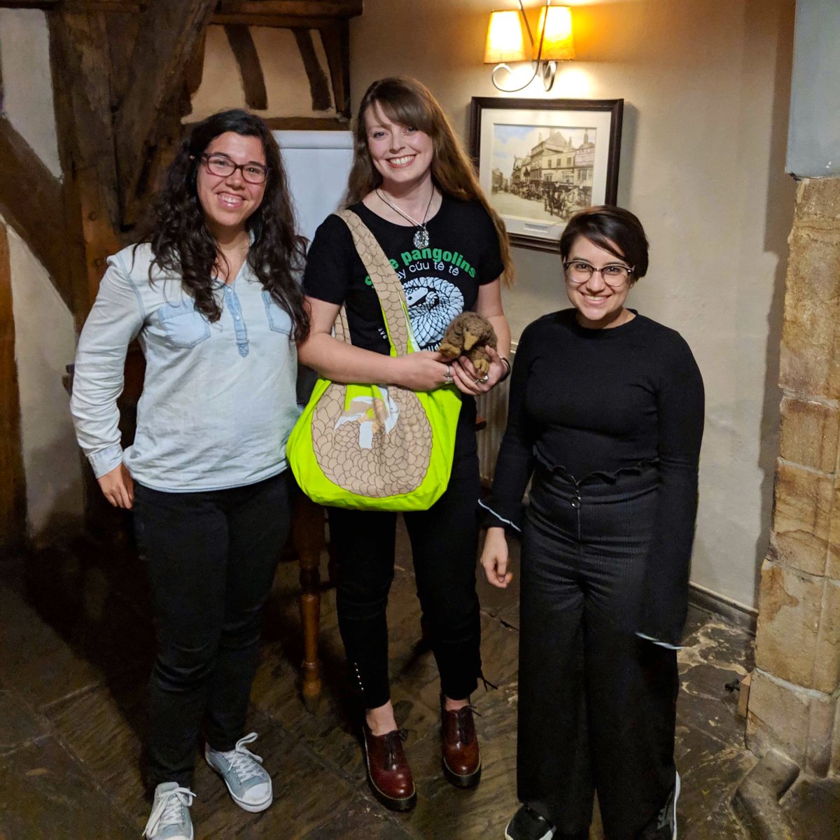 PubhD Sheffield (@pubhdsheffield) on Twitter photo A massive thank you to our three amazing speakers, Joss, <a href="/thekli_22/">Thekli Anastasiou</a> and <a href="/laucaseit/">Dr Laura Castillo-Eito</a> for making our May event so interesting!
Join us next month on the 5th June at @old_queens_head for our next event 🧠🍻
#PubhD #PubhDSheffield A massive thank you to our three amazing speakers, Joss, <a href="/thekli_22/">Thekli Anastasiou</a> and <a href="/laucaseit/">Dr Laura Castillo-Eito</a> for making our May event so interesting!
Join us next month on the 5th June at @old_queens_head for our next event 🧠🍻
#PubhD #PubhDSheffield