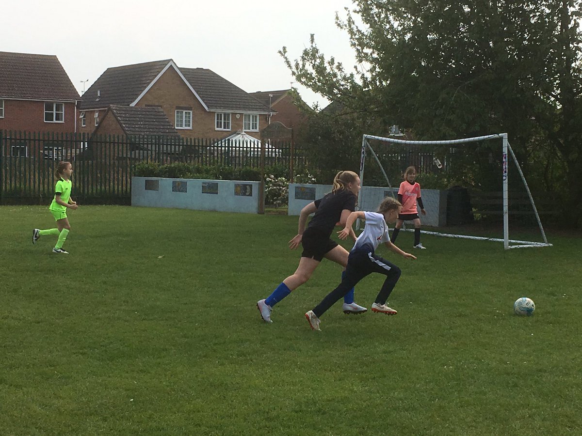misswebster_ta's tweet photo. The after school girls football in full swing. #proudcoaches #majorprogress #determination @GreatOaksFed https://t.co/AIr57XAhgn