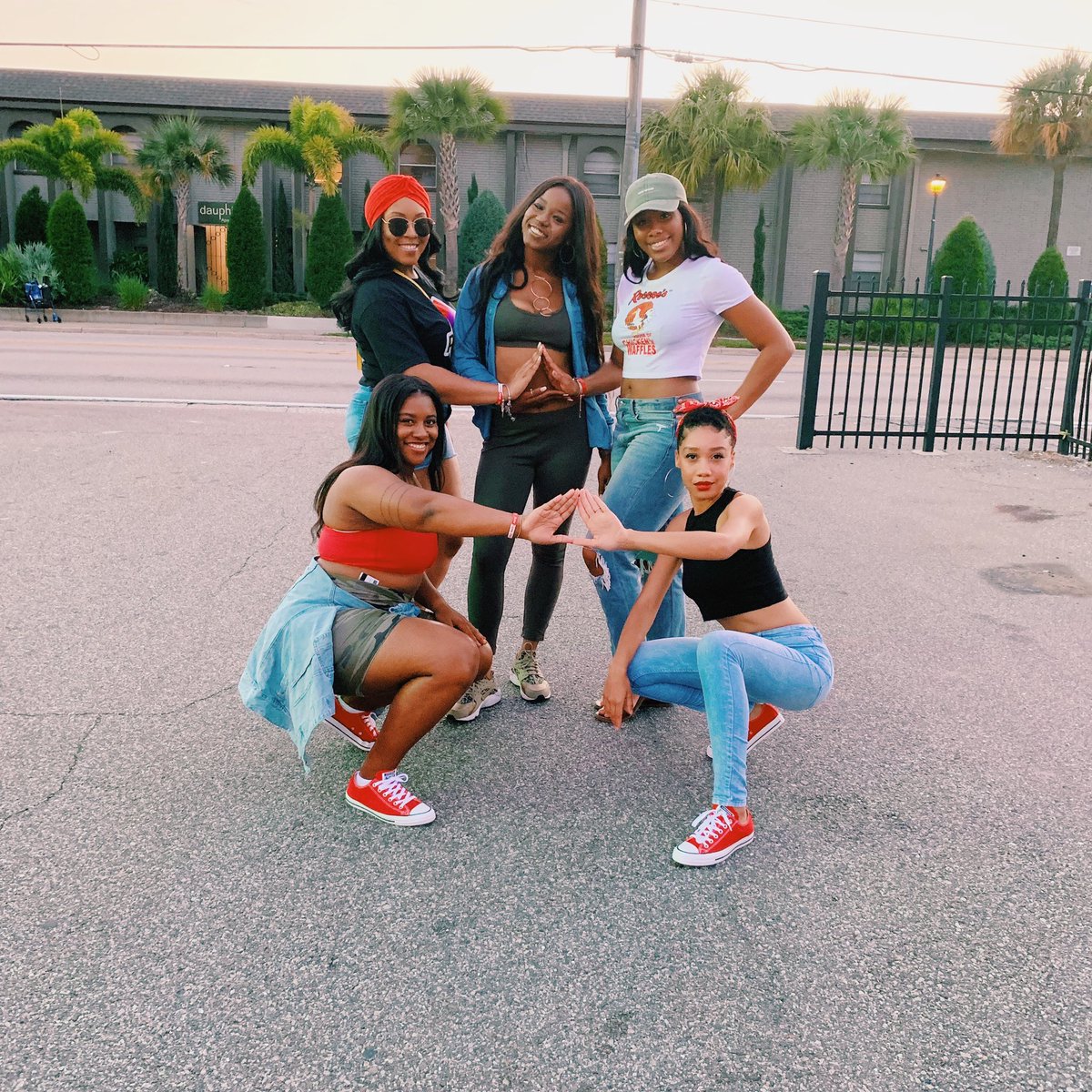 amberrsf's tweet image. DST is the only way 🔺🐘 #mysisterskeeper #neoalert