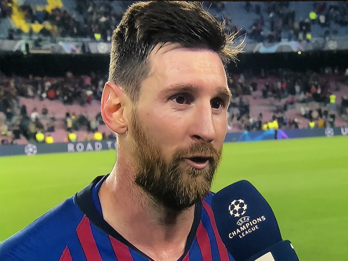 Buenafuente's tweet image. Podremos decir en el futuro : “Yo vi jugar a Messi”.  Y nos volveremos a emocionar solo recordándolo.