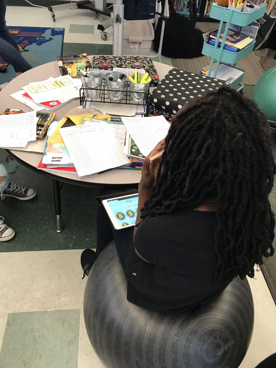JenGuglielmino's tweet photo. “Everyone who remembers his own education remembers teachers, not methods and techniques. The teacher is the heart of the educational system.” -Sidney Hook Celebrating Indian Valley Elementary today ❤️ #celebrationwalk #wcsdheros @IndianValleyWC @WCsup @milissabanister https://t.co/amTcOTZU4R