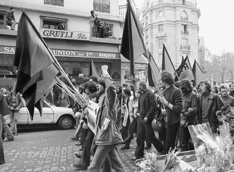 Anarchists on  #MayDay, part 2, Paris, 1972. /19 #InternationalWorkersDay  #DiaDelTrabajador  #1Mayo  #1Mai