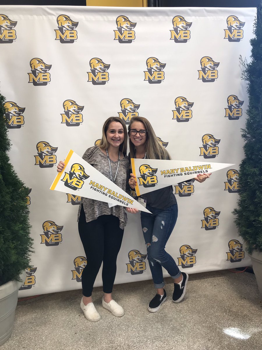 mandiirickman's tweet photo. And for the next four years this is the place I’ll be calling home! Go fighting squirrels!💛🐿 #mbubound #mbu23 #NationalCollegeDecisionDay https://t.co/kTtc8bAFCc