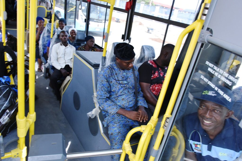 mttw_page's tweet photo. News Flash: @followlasg launched the new #BusReformInitiative w/ free service;

Berger - TBS
Berger - Oshodi
Oshodi - TBS
Ikeja - Alausa
Ikeja - Oshodi 

In commemoraton of  #WorkersDay celebration.

Service commenced on May 2, 2019. 

#LASG 
#ItesiwajuEko 
#WorkersDay 
#BRI https://t.co/O1sOg68row