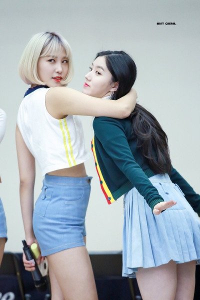 pristinarchived's tweet photo. #프리스틴 #PRISTIN #Yuha #Xiyeon https://t.co/D2fyq537DQ
