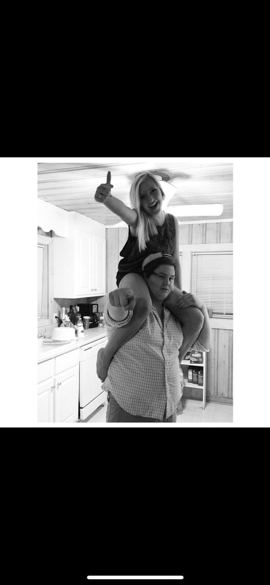 Duraseth's tweet image. if anyone has some good memories of Kaleb i would really appreciate it if you would DM it i don’t know it helps me remember the ugly bastard