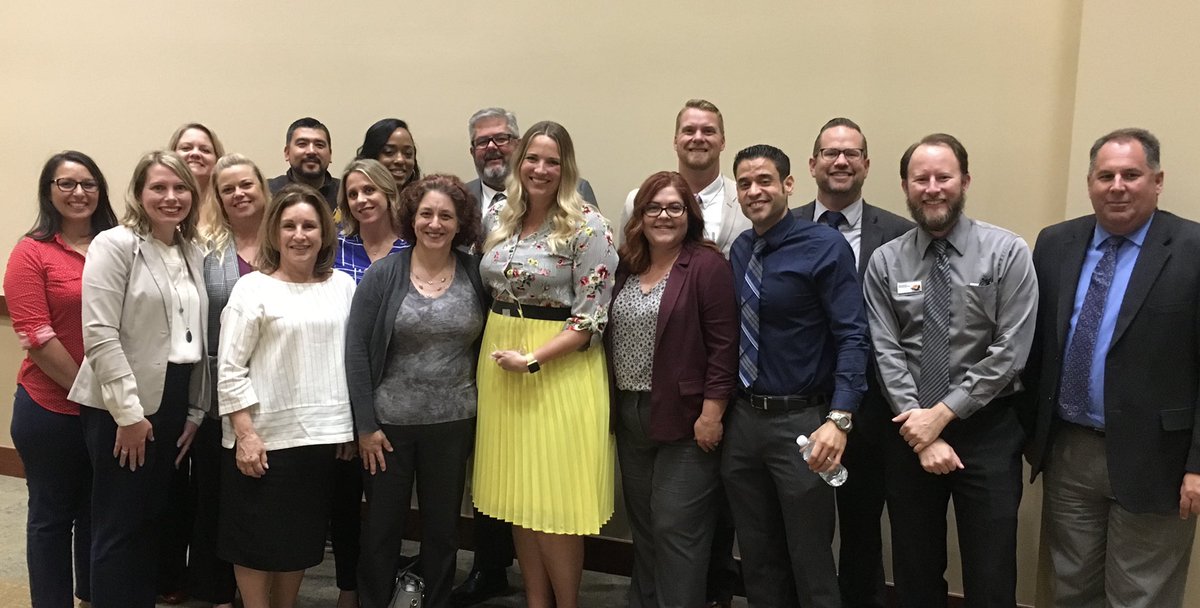 RomolandSD's tweet photo. Congratulations to @MEchiverri for being recognized as ACSA Region XIX Elementary Principal of the Year. She is so deserving of this recognition for her positive contributions and leadership at @RomolandTigers. #RomoGrows https://t.co/oNZ3H2p3PF