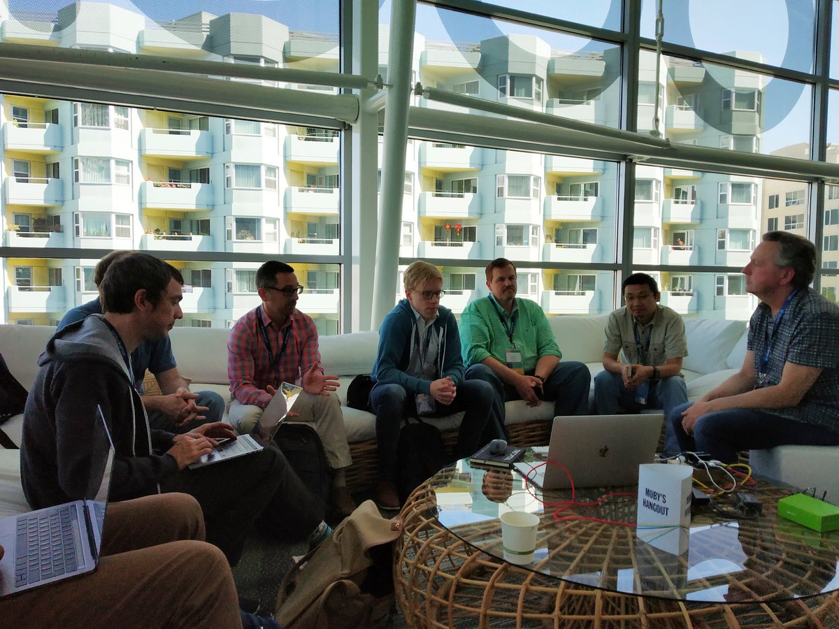 ajeetsraina's tweet image. @Quintus23M demonstrating around @nvidia Jetson Nano in #DockerCon2019 #Hallwaytrack