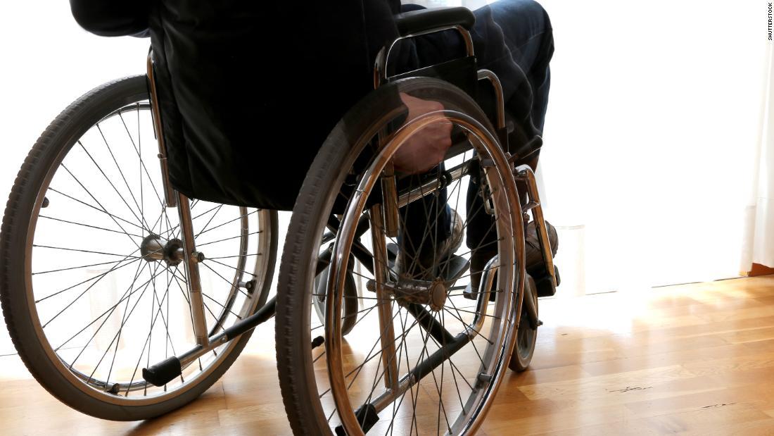 CNN's tweet photo. An experimental treatment for the rapidly progressive disease ALS, or amyotrophic lateral sclerosis, has been called potentially "game-changing" https://t.co/qedTAXgxr6 https://t.co/zpqshuYxJF