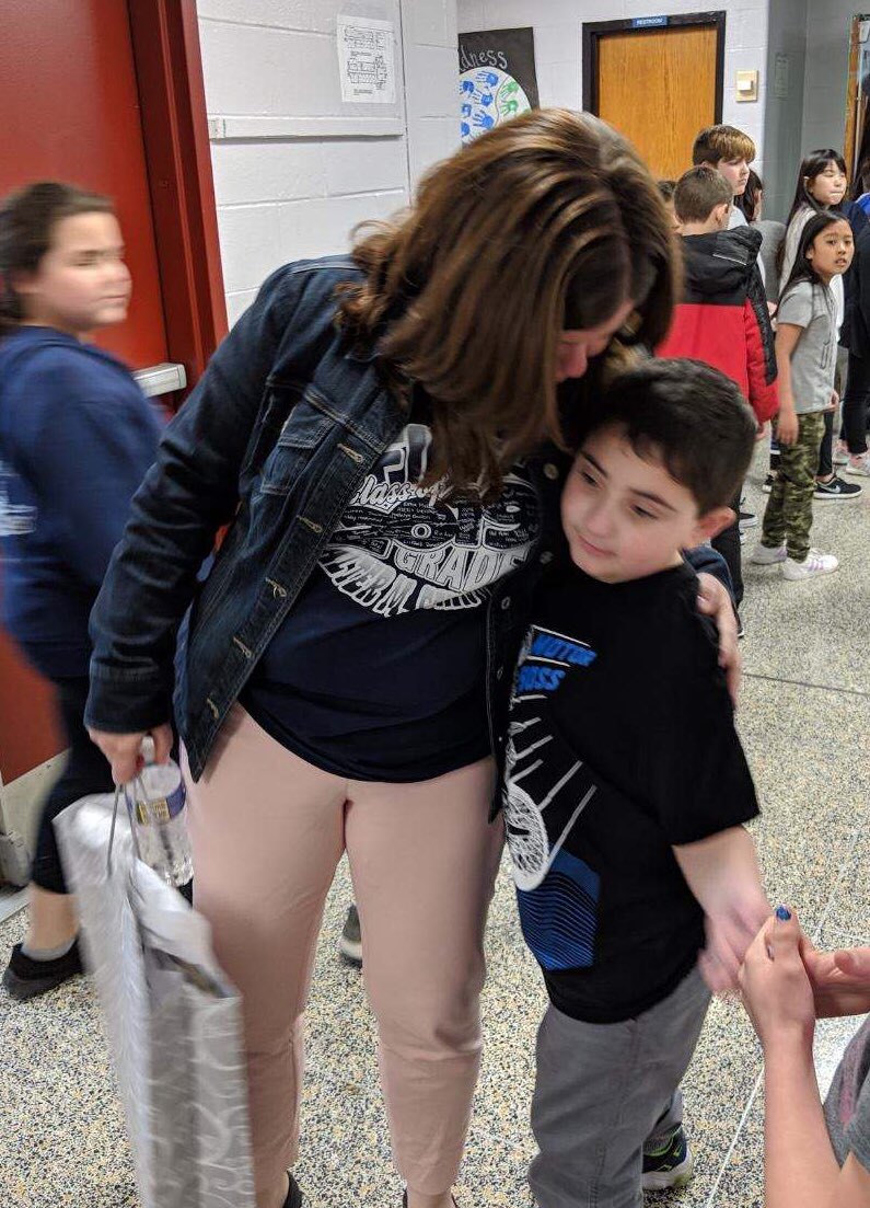 LanieRonner's tweet photo. Happy Principals Day to the BEST principal. We celebrated by presenting the ABC’s of Mrs. Barrett to her.  @SchirraSpirit @OBSupCittadino @SchirraPTA @OBassistantsup https://t.co/YWsSdEw3Je